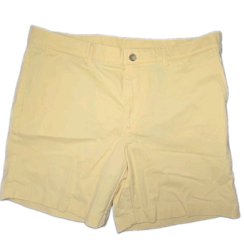 Roundtree & Yorke Shorts Mens 38 Yellow Stretch Chino Golf Casual Flat Front